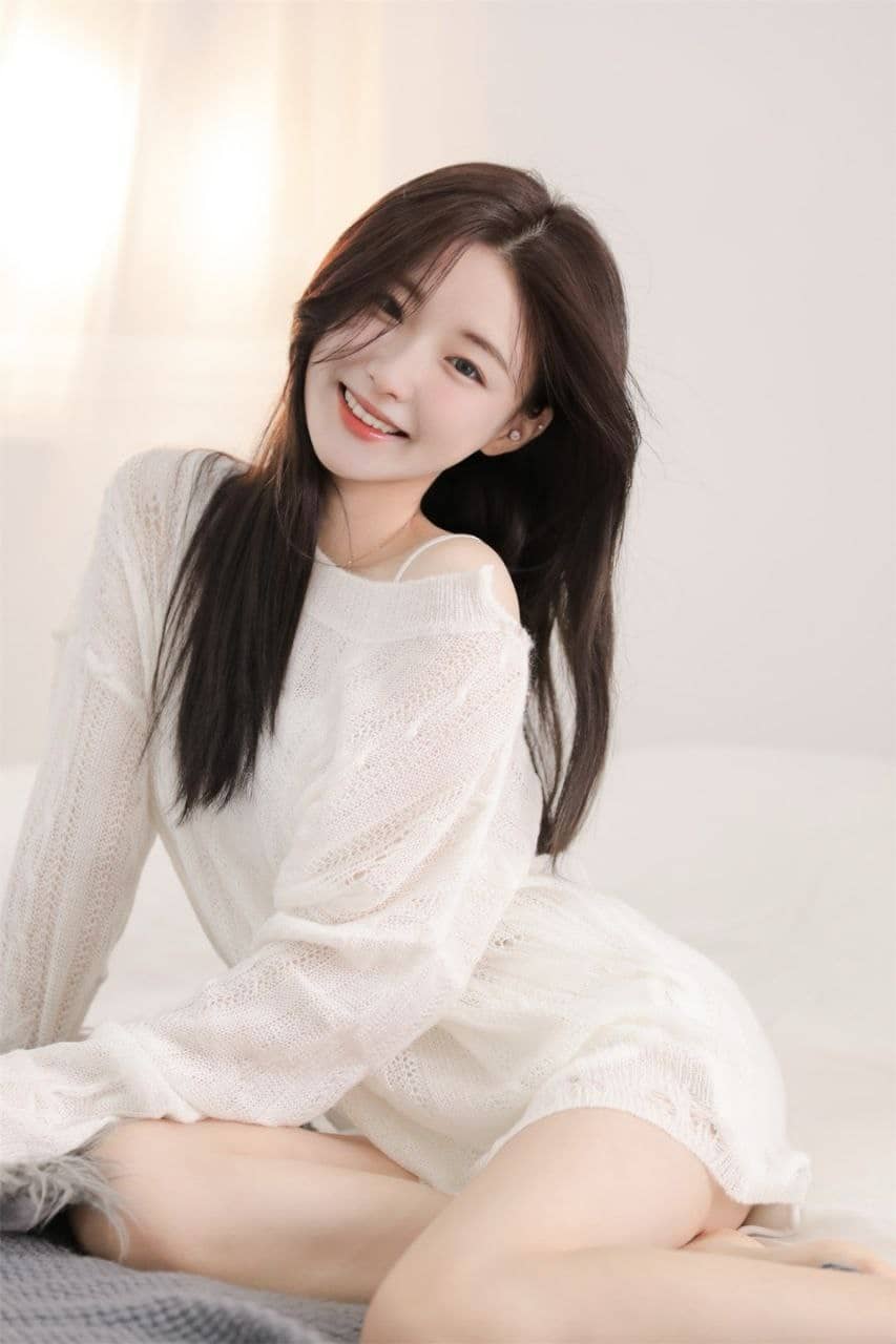 BABY YUL_NEW KOREA (K-TOWN) - Image 3